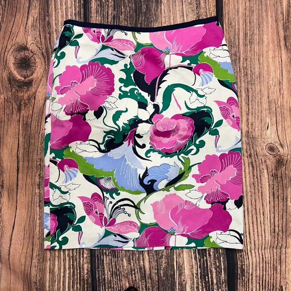 Talbots Women's Floral Pencil Skirt Size 4 Petite Multicolor Knee Length - Picture 2 of 4